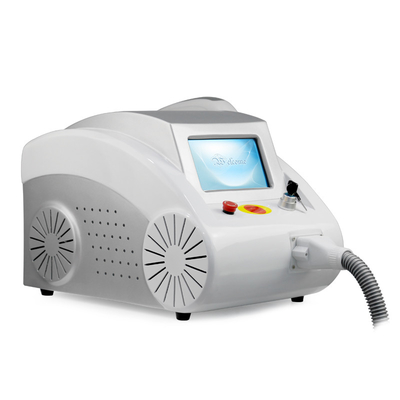 Portable Q Switched Nd Yag Laser Carbon Peeling Skin Whting Beauty Machine Penghapusan Tato
