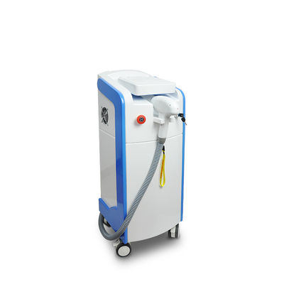 Profesional 808nm Diode Laser Hair Removal Machine dengan 20-950ms Pulse Width 1~20Hz Frekuensi dan 10 * 16mm Spot Size